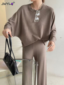 Νέα μόδα σετ δύο τεμαχίων Γυναικεία παντελόνια με ψηλό γιακά επάνω φαρδιά ποδαρικά ρούχα casual φαρδιά κοστούμια φθινοπωρινά πλεκτά σετ παντελονιών με ραβδώσεις 2023