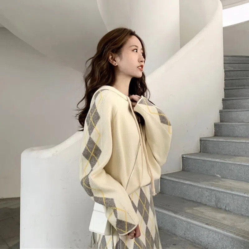 Kórejský módny 2-dielny set pre ženy, pletený sveter s kapucňou a voľný sveter + kockované minisukne, sady, nový jesenný sveter, dvojdielny outfit