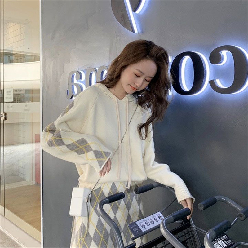 Kórejský módny 2-dielny set pre ženy, pletený sveter s kapucňou a voľný sveter + kockované minisukne, sady, nový jesenný sveter, dvojdielny outfit