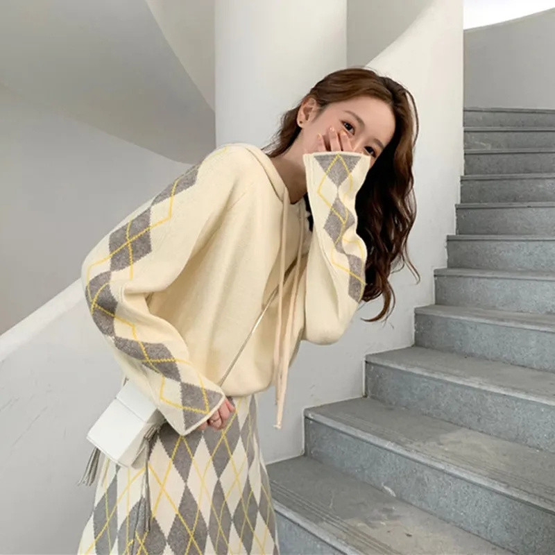 Kórejský módny 2-dielny set pre ženy, pletený sveter s kapucňou a voľný sveter + kockované minisukne, sady, nový jesenný sveter, dvojdielny outfit