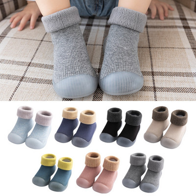 Madingi žiemos stori šilti batai kūdikiams 2–4 unisex kūdikių batai pirmieji batai kūdikiams pirmieji vaikštynės berniukams minkštu padu TPR batai