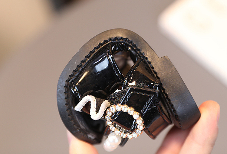 2023. aasta kevadised ja sügisesed pehme tallaga lastejalatsid Beebi jalutusjalatsid Tüdrukutele Beebipärlid Vibu Armsad Printsessi Peokingad Lamedad