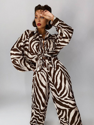 Bornladies 2023 Ženska odijela, modna zebrasta prugasta majica s reverima, majica dugih rukava i široke hlače, dvodijelni ležerni kompleti