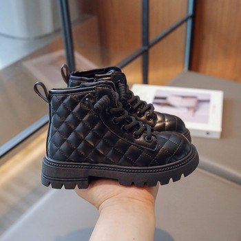 Есенни ботуши за момиче 2023 г., нови черни обувки за момче с кръгли пръсти, детски универсални ромбоидни карирани нехлъзгащи се къси ботуши