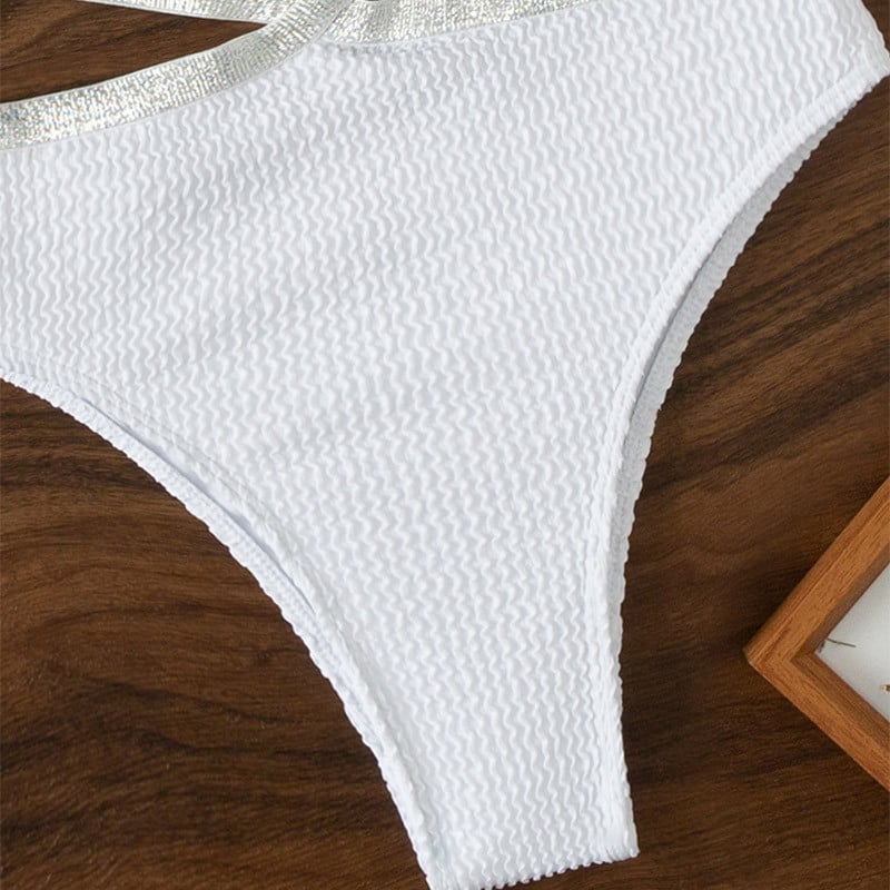 Dámske plavky s vysokým pásom, push-up strihom a flitrami, model Para Praia.