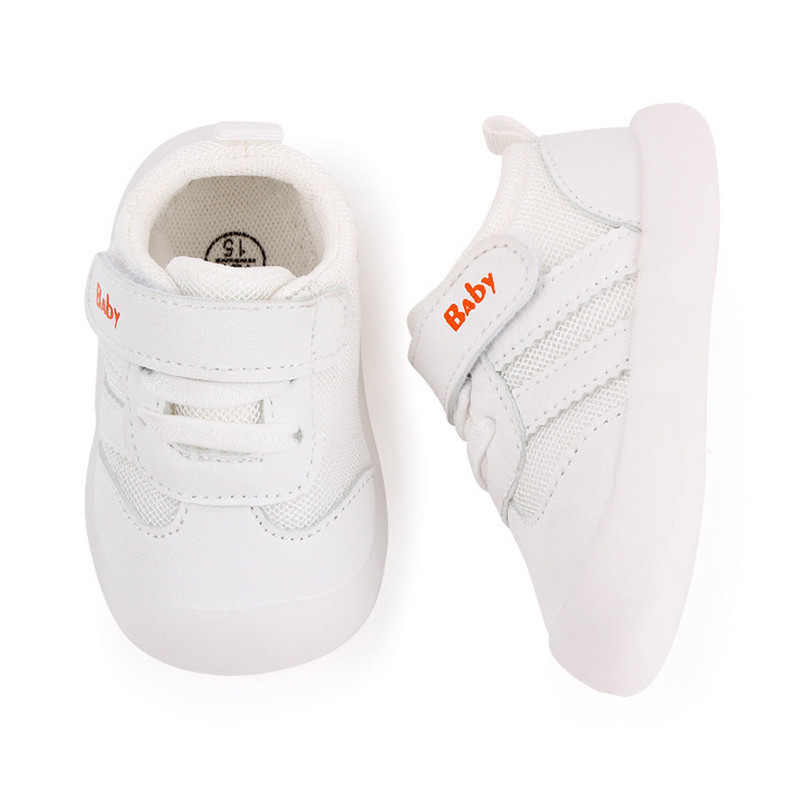 Unisex beebijalatsid Esimesed jalanõud Beebi jalutuskärud Väikelapse esimene jalutaja beebitüdrukutele lastele Pehme kummitald Beebi kingad libisemisvastased papud