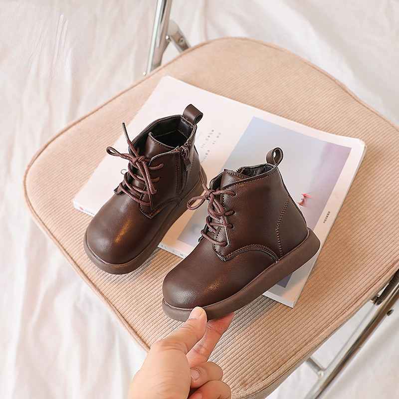 Cizme scurte pentru fete de culoare solidă pentru bebeluși 2023 primăvară nou stil coreean pentru copii cizme din piele neagră pentru băieți pantofi pentru copii în stil britanic