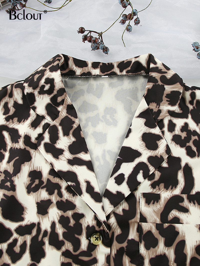 Bclout Seturi de pantaloni lungi de toamnă leopard femei 2 piese la modă guler crestat cămăși largi cu imprimeu elegant cu pantaloni largi costume 2023