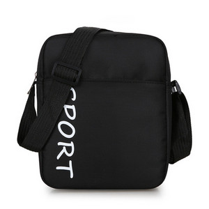 Uued tulemas väikesed meeste reisikäekotid!Mõnusate printidega meeste vabaaja üheõlakott Mood Mitmekülgne ostuklapp nailonist kandekott