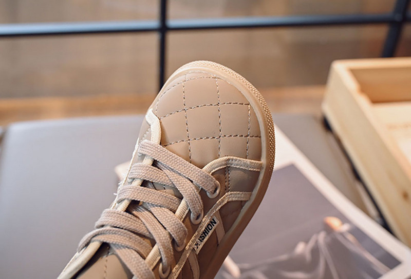 Χειμερινά βελούδινα βαμβακερά παπούτσια για παιδιά Κορεάτικο στυλ καρό για αγόρια για κορίτσια μπότες χιονιού 2023 Trend Fashion Casual παπούτσια για παιδιά