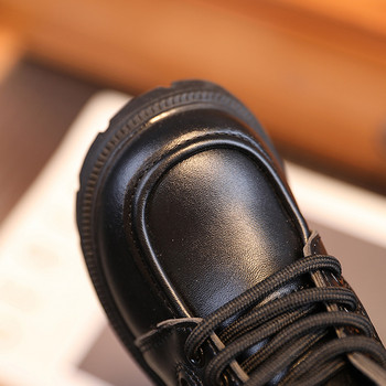 Детски къси ботуши в британски стил 2023 г. Есен Момчета пачуърк ботуши Модни обувки за момиче с мека подметка Детски ежедневни кожени ботуши