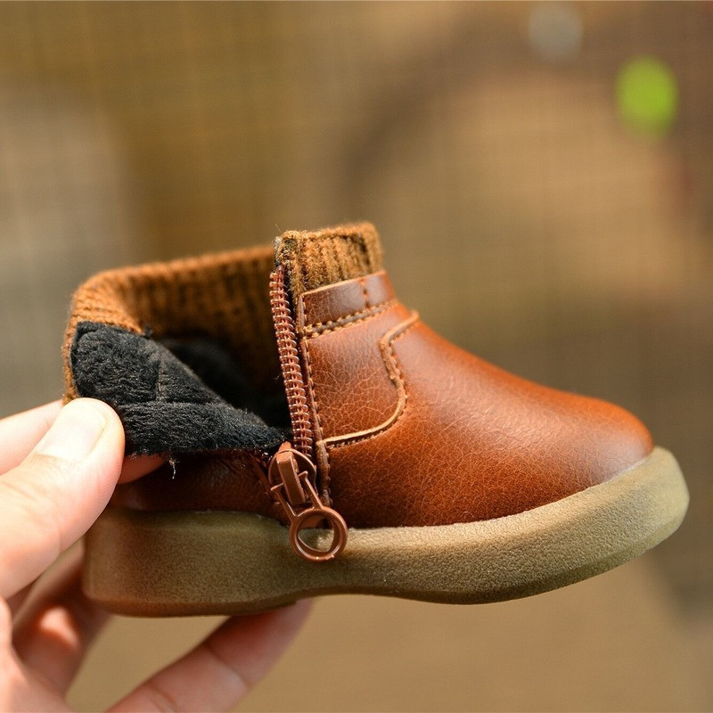 Αγόρι κοντές μπότες 2023 Χειμώνας Νέα παιδικά βαμβακερά παπούτσια βρετανικού στυλ Παιδικά συν Cashmere δερμάτινες μπότες Baby Martin Boots