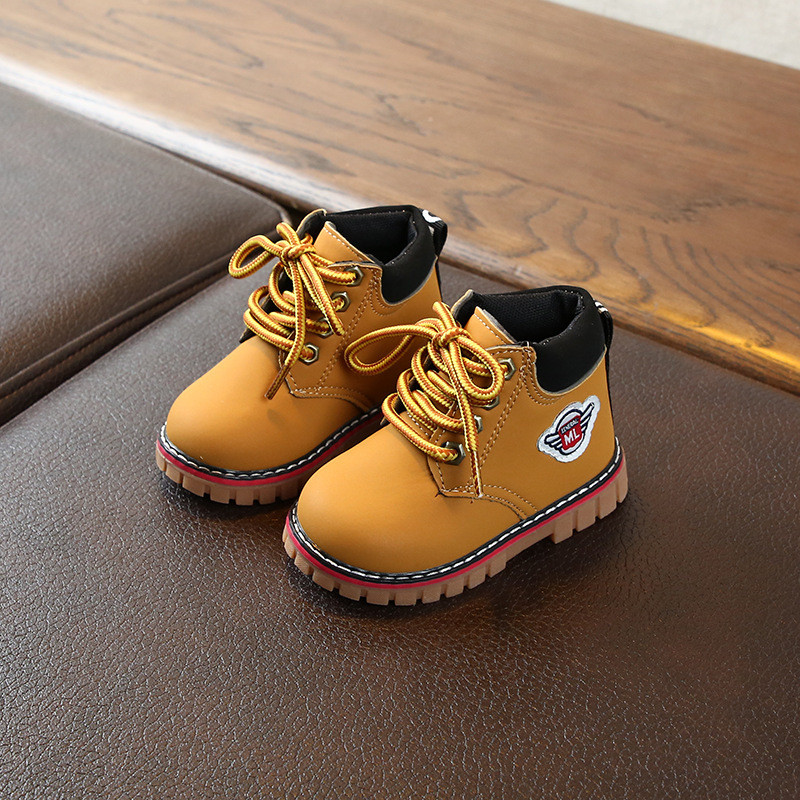 Lastele Briti stiilis saapad Uus kevad-sügis Laste pehme libisemisvastane kummist välistald Poolsaapad Poistele Tüdrukutele Moodsed väikelaste kingad