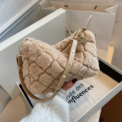 Πολυτελής ντιζάιν τσάντα 2023 Υψηλής ποιότητας βελούδινη τσάντα φθινοπώρου και χειμώνα μαργαριτάρι χιαστί κορεατική γυναικεία τσάντα ώμου μασχάλης μόδας