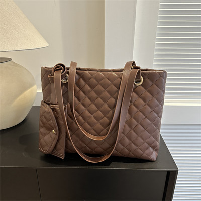2db Női PU bőr steppelt válltáska Crossbody hordtáska Vintage kézitáska