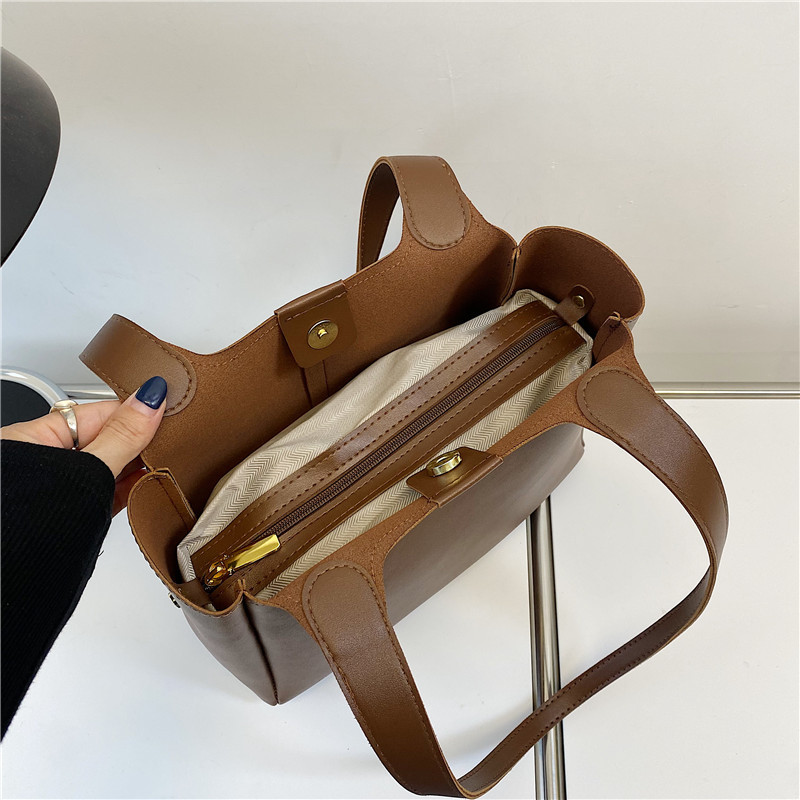 Υψηλής ποιότητας μονόχρωμη δερμάτινη τσάντα χιαστί ώμου για γυναίκες 2023 Πολυτελής γυναικεία τσάντα σχεδιαστής Female Messenger Tote Sac