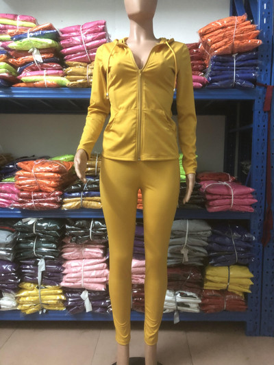 Jesen Zima Ženski ležerni jednobojni kompleti majica s kapuljačom s patentnim zatvaračem Dvodijelni komplet majica s dugim rukavima i hlačama Ženske modne trenirke