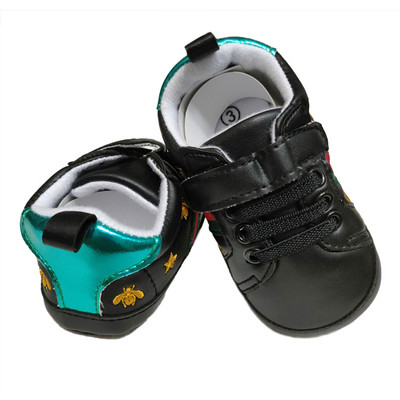 Nové módne topánky pre novorodencov, chlapčeka a dievčatka, ležérne, protišmykové, priedušné, modro-biele, v štýle včely pre dojčatá a batoľatá.