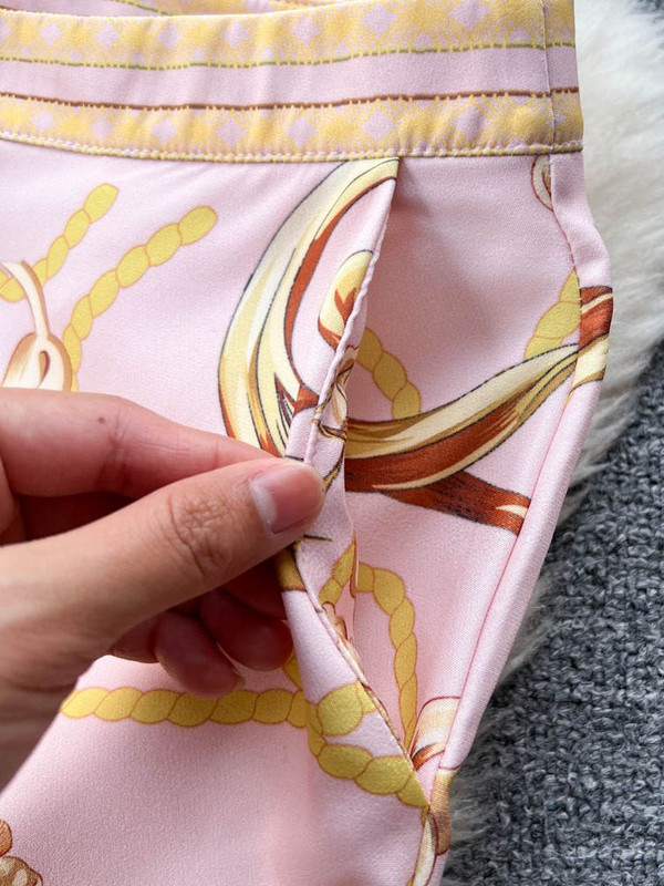 Set de două piese cu imprimeu cu lanțuri de vară, cu mâneci scurte, cu diamante, bluză de cristal + ținute cu pantaloni creion cu talie înaltă