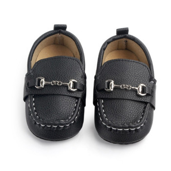 Обувки за новородено момченце Прохождащо дете Мека подметка Кожени обувки Противоплъзгащи се Първи проходилки Обувки за бебешко креватче Мокасини