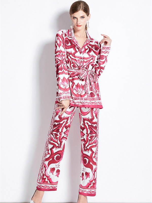 Φθινοπωρινό Runway Κόκκινο μπλε και λευκό πορσελάνινο μεταξωτό σετ δύο τεμαχίων Γυναικείο πουκάμισο μπλουζάκι με οδοντωτό μπλουζάκι＋Κοστούμια παντελόνι με φαρδύ πόδι με ελαστική μέση