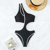 Γυναικείο μαγιό 2023 Μαύρο ολόσωμο γυναικείο κοστούμι μαγιό με έναν ώμο με στρινγκ, καλοκαιρινό μονόκινο στην παραλία