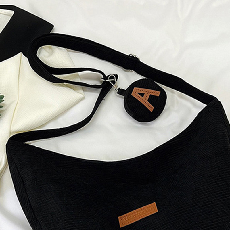 Modna ženska torba u obliku polumjeseca Torba s polumjesecom Višekratna ženska torba od samta preko ramena s torbicom za novčiće Jednobojna torba za djevojčice