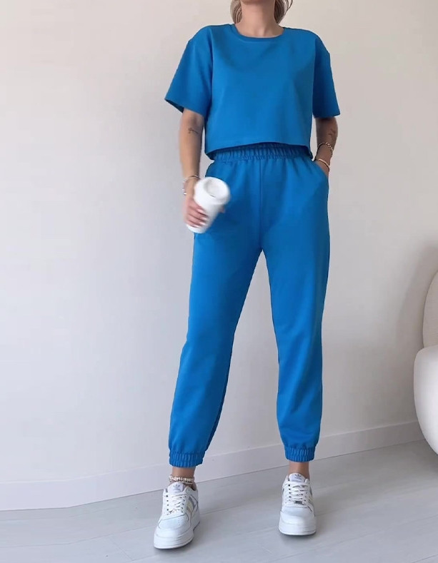 Kaheosaline naiste komplekt, 2023. aasta suvemood, ühevärviline vabaaja ümara kaelusega lühikeste varrukatega kärbitud ülaosa ja kõrge vöökohaga taskupükste komplekt