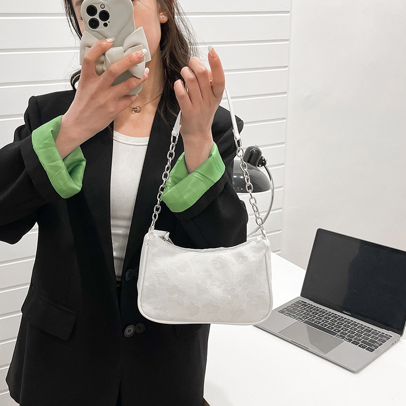 Ženska modna torba ispod pazuha s printom za 2023. Mala jednostavna ležerna skitnica Torbe na rame Ručne torbe Marka kvačila s patentnim zatvaračem