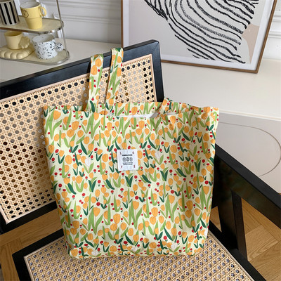 Torbe za žene Nova platnena torba na rame s cvjetnim motivima 2023. Torba za kupnju velikog kapaciteta s printom Ženska modna ležerna otvorena ručna torba