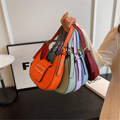 Trendová módna kabelka cez rameno, dámska taška pod pazuchu, retro polmesiac, jednofarebná PU kožená vodotesná mini taška na mobilný telefón