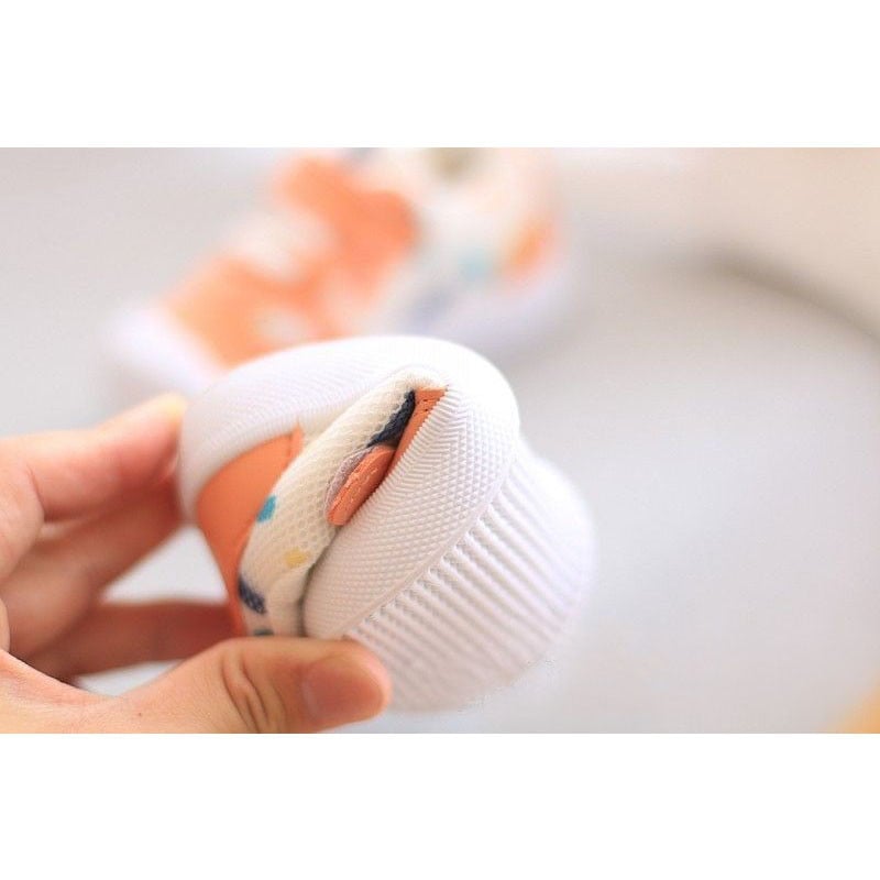 Jarné dievčenské chodítka, detské ľahké tenisky, chlapčenské športové sieťované topánky pre batoľatá, tenisové topánky od 1 do 3 rokov