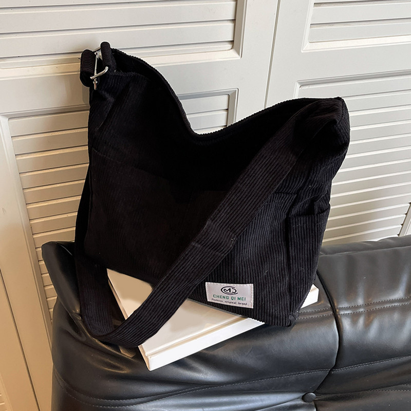 Ženska velika torba preko ramena Ležerna retro velika ručna torba Sklopiva klasična torba na remen Mekana svestrana torba za skitnicu s podesivim remenom