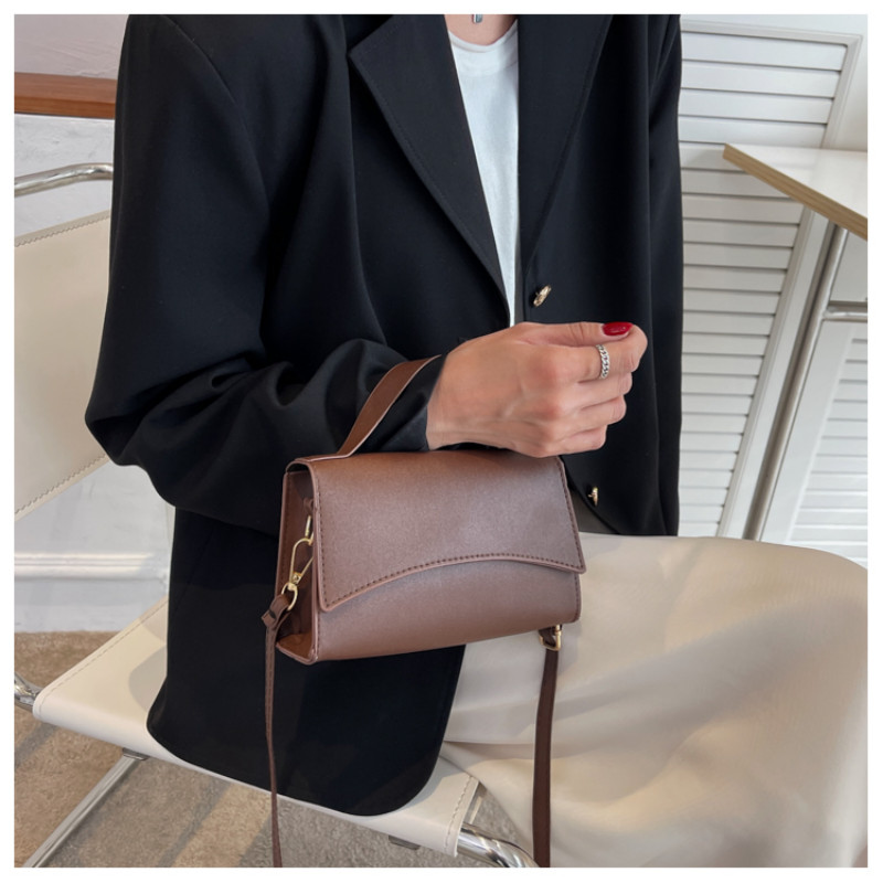 Geantă crossbody cu un singur umăr pentru femei Trend în modă Geantă crossbody cu un singur umăr pentru cumpărături ușoare și mici