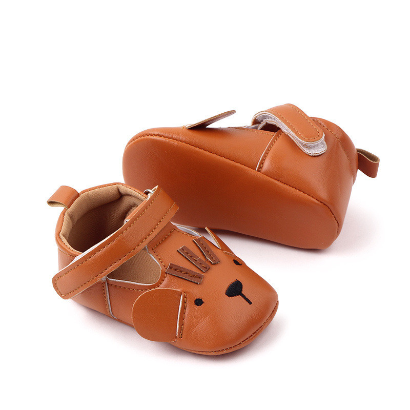 Armsad beebijalatsid poistele Pehmed mokassiinid kingad Loomamustriga kass Baby Girl Tossud Väikelapse poisi vastsündinud jalanõud First Walker