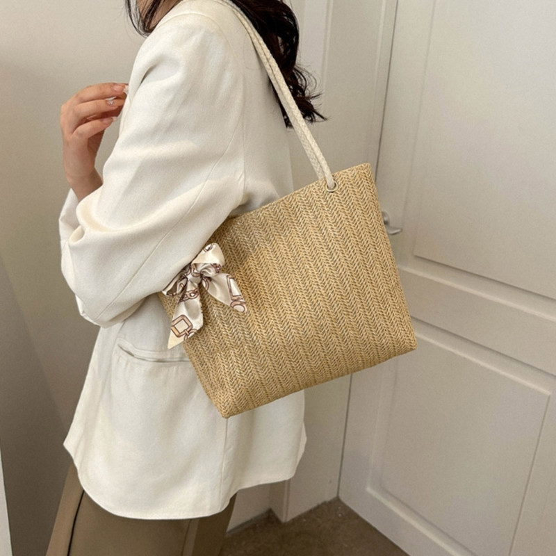 Naiste õlgedest kootud kandekott Lihtne vabaajakott, suure mahutavusega õlakott Naiste vabaaja käekott, tüdrukute moodne kaenlaaluse kott