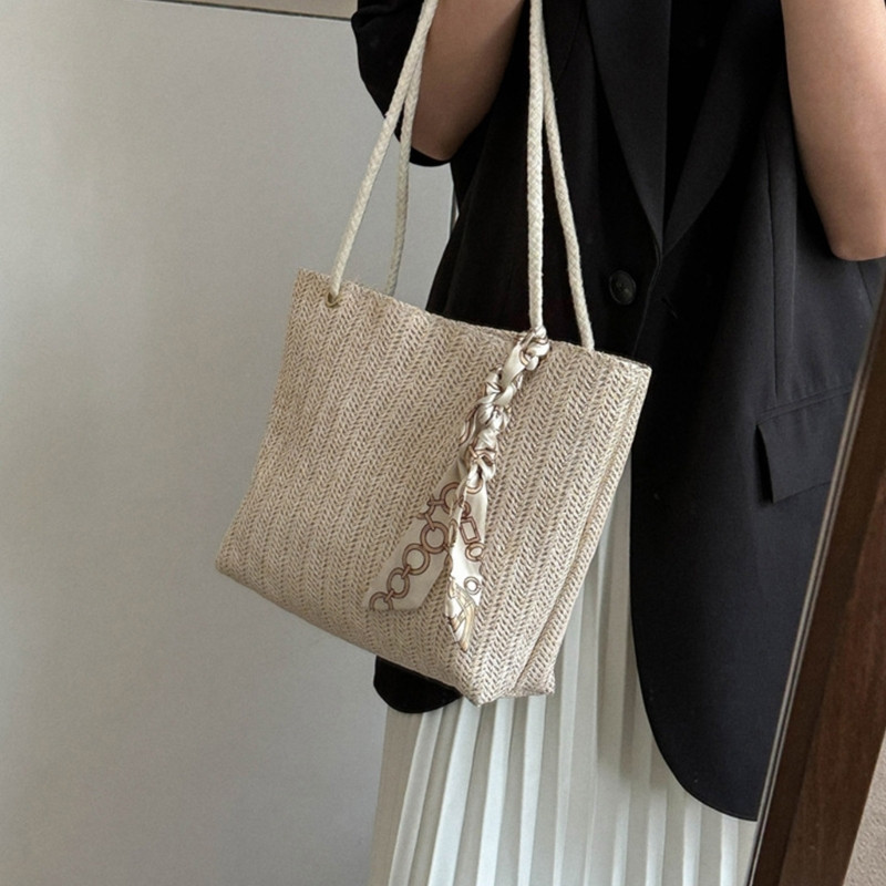 Naiste õlgedest kootud kandekott Lihtne vabaajakott, suure mahutavusega õlakott Naiste vabaaja käekott, tüdrukute moodne kaenlaaluse kott