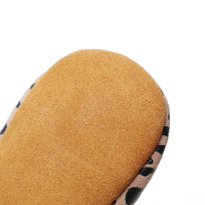 Άνοιξη Νέα Σχέδια Γνήσιο δέρμα Βρεφικά μοκασίνια για κορίτσια παπούτσια Leopard Mary Jane Flats Princess Shallow Toddler First Walkers