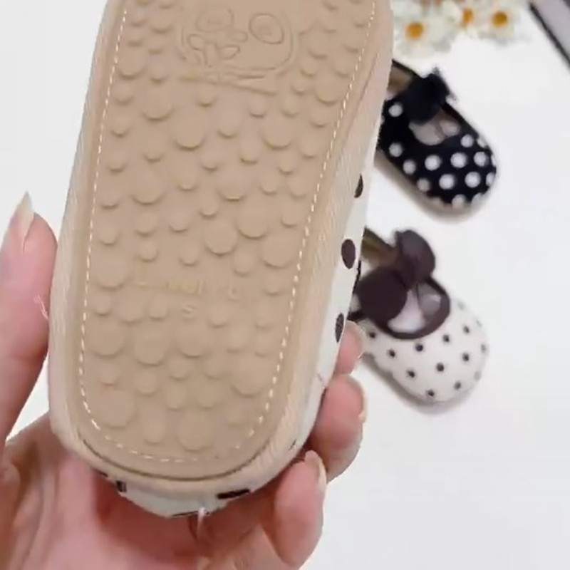 Baby Girl Kings First Walker Bohemian sandaalid Väikelaste kingad Printsessikingad libisemiskindlad vibu must valge täpiline vastsündinu kingad