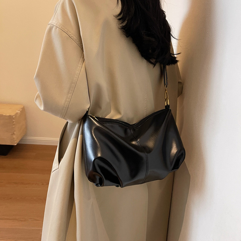 Αδιάβροχη γυναικεία μαλακή τσάντα ώμου, μονόχρωμη τσάντα PU δερμάτινη τσάντα ταξιδιού με ρυθμιζόμενο λουράκι