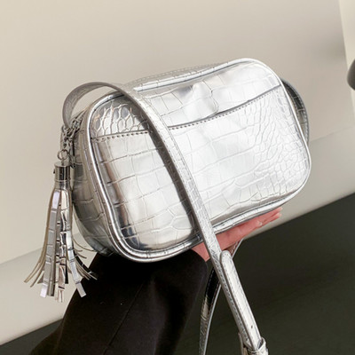 2023 Dámska strapcová zlatá kabelka cez rameno, PU kožená vzorovaná krokodília koža, taška cez rameno, módna luxusná prenosná crossbody kabelka Y2K