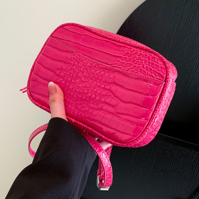 2023 Dámska strapcová zlatá kabelka cez rameno, PU kožená vzorovaná krokodília koža, taška cez rameno, módna luxusná prenosná crossbody kabelka Y2K