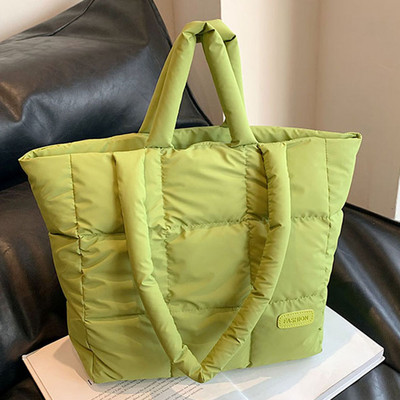 Geantă de umăr umflată de designer pentru femei, matlasată, din bumbac, căptușită cu pene, geantă de mână de mare capacitate, tote pentru cumpărături de iarnă.