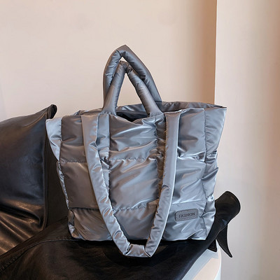 Geantă de umăr umflată de designer pentru femei, matlasată, din bumbac, căptușită cu pene, geantă de mână de mare capacitate, tote pentru cumpărături de iarnă.