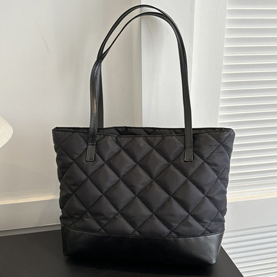 Γυναικεία τσάντα ώμου με γέμιση με καπιτονέ, μεγάλη χωρητικότητα, μοτίβο διαμαντιών, κορεατική τσάντα για μαλακό μαξιλάρι, τσάντα αγοράς, χειμερινή