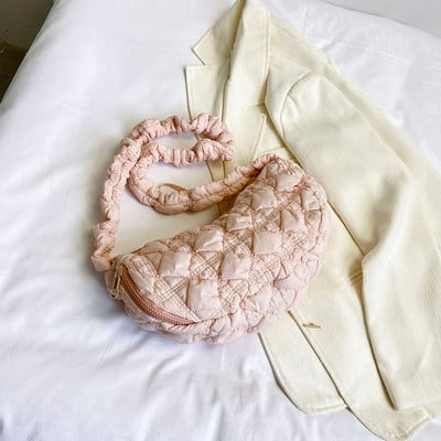 Elegantne tepitud pilvekott naistele Käekott Hobo Designer kott Ruched õlakott Ristkehaga õlakott Vabaaja plisseeritud mullidega rahakott 