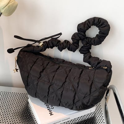 Elegantne tepitud pilvekott naistele Käekott Hobo Designer kott Ruched õlakott Ristkehaga õlakott Vabaaja plisseeritud mullidega rahakott 