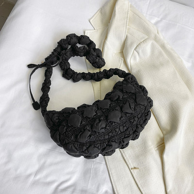 Elegantne tepitud pilvekott naistele Käekott Hobo Designer kott Ruched õlakott Ristkehaga õlakott Vabaaja plisseeritud mullidega rahakott 