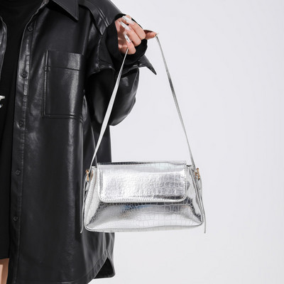 Μόδα τσάντα ώμου για γυναίκες 2023 Φωτεινή PU δερμάτινη τσάντα μασχάλης Εξαιρετική μονόχρωμη τσάντα μασχάλης Ρετρό τσάντα με λαβή επάνω