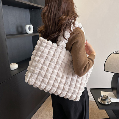 Γυναικεία γούνινη τσάντα ώμου Τσάντα μονόχρωμη από συνθετική γούνα Τσάντα μεγάλης χωρητικότητας Λούτρινη τσάντα αγορών Καρό απλή τσάντα με λαβή